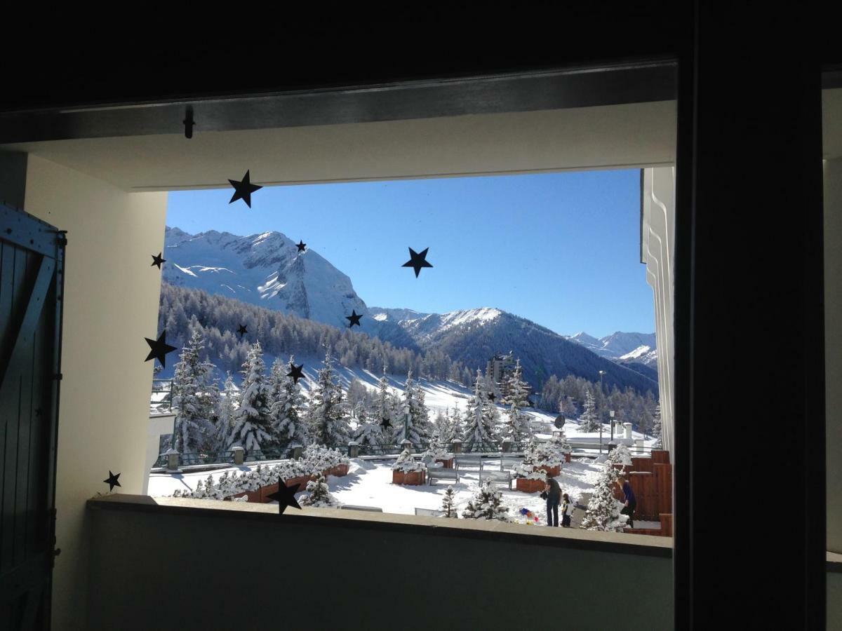 Nice House On The Ski Slopes Sestriere Exterior foto